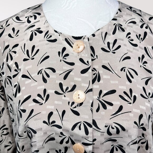 Vintage Lady Carol 3/4 Sleeve Button Shirt Tie Front Petite Large - Picture 2 of 10